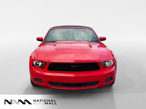 Used 2012 Ford Mustang Convertible RWD image 8