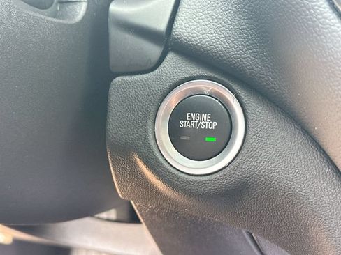 Used 2024 Chevrolet Equinox LT FWD image 20