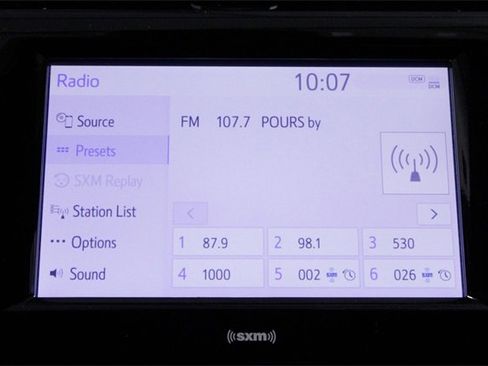 Used 2020 Toyota Camry LE image 31