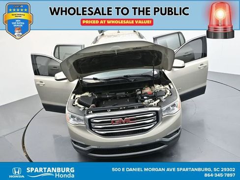 Used 2017 GMC Acadia SLE image 46