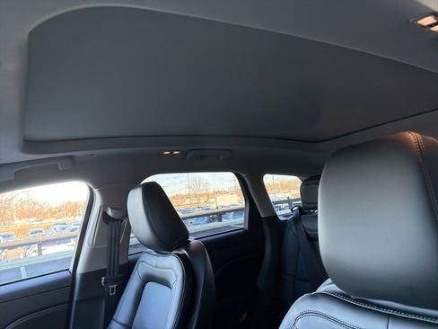 New 2026 Lincoln Corsair Premiere image 10