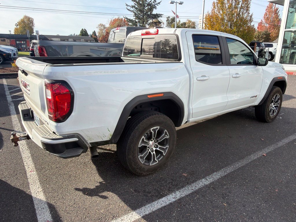 Used 2025 GMC Canyon AT4 w/ AT4 Premium Package AWD/4WD image 4