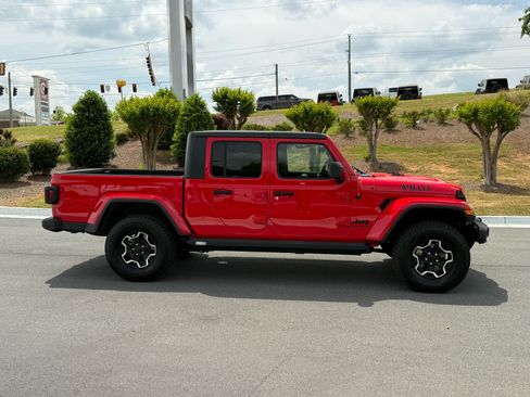 Used 2021 Jeep Gladiator Sport AWD/4WD image 6