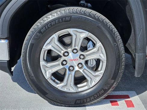 Used 2022 GMC Sierra 1500 SLT image 10