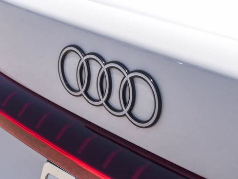 Used 2025 Audi A5 2.0T Premium w/ Convenience Package AWD/4WD image 11