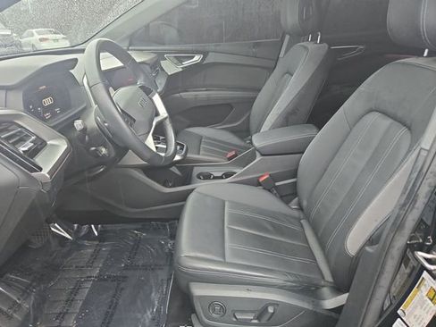Used 2023 Audi Q4 e-tron Premium Plus w/ Premium Plus image 10