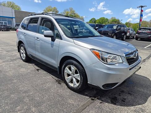 Used 2015 Subaru Forester 2.5i Premium w/ All-Weather Package AWD/4WD image 3
