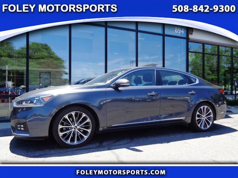 Used 2019 Kia Cadenza Technology FWD image 1