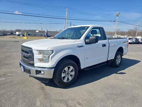 Used 2016 Ford F150 XL w/ Equipment Group 101A Mid image 2