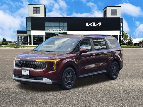 New 2026 Kia Carnival EX FWD image 4