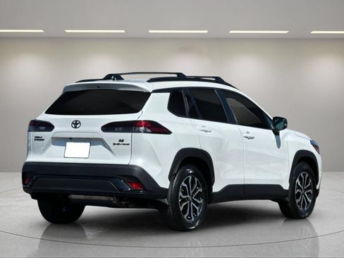 New 2026 Toyota Corolla Cross AWD Hybrid w/ Moonroof Package image 3