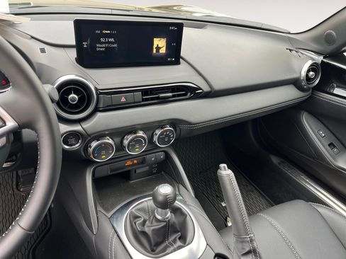 Used 2024 MAZDA MX-5 Miata Grand Touring w/ Weather Package image 11