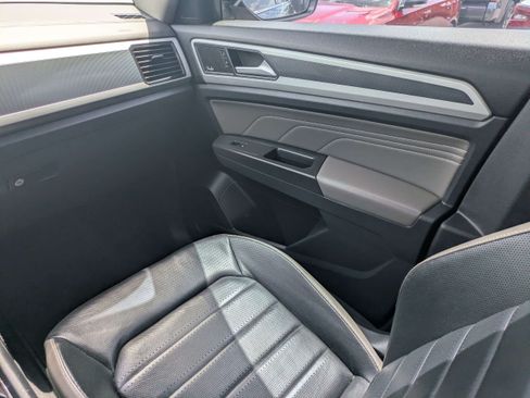 Used 2022 Volkswagen Atlas SEL Premium AWD/4WD image 20