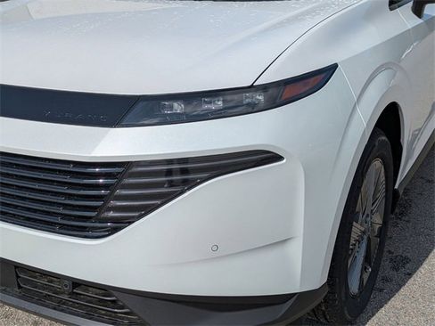 New 2025 Nissan Murano SL image 9