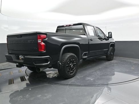 Used 2024 Chevrolet Silverado 2500 High Country w/ Midnight Edition AWD/4WD image 6