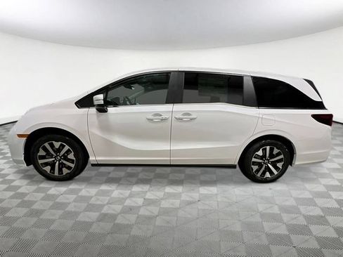 New 2026 Honda Odyssey EX-L image 2