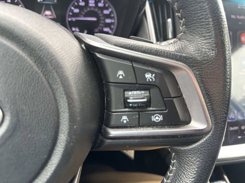 Used 2020 Subaru Outback Premium image 11