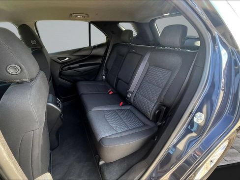 Used 2018 Chevrolet Equinox LT FWD image 23
