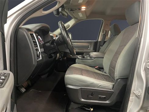 Used 2016 RAM 1500 Big Horn image 9
