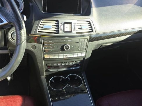 Used 2016 Mercedes-Benz E 400 Cabriolet image 11