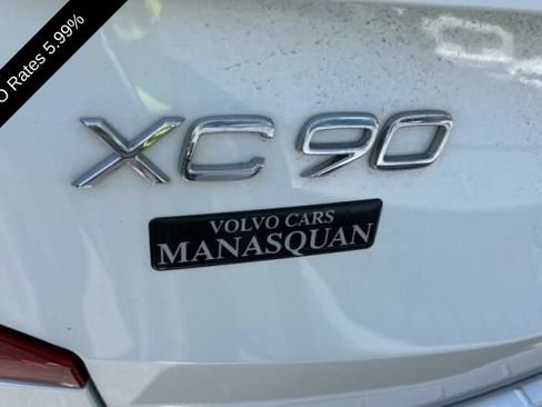 Used 2025 Volvo XC90 T8 Plus w/ Protection Package Premier AWD/4WD image 12