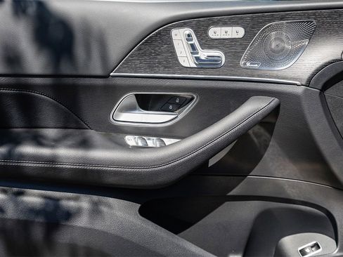 New 2024 Mercedes-Benz GLS 450 4MATIC image 21