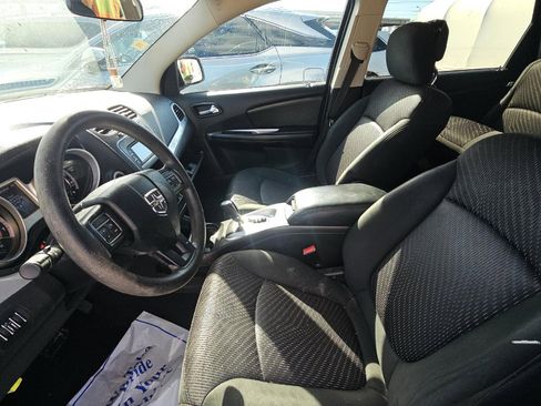 Used 2012 Dodge Journey SXT w/ Flexible Seating Group image 10