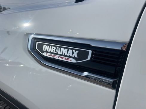 Used 2025 GMC Sierra 1500 SLT w/ SLT Premium Plus Package image 60