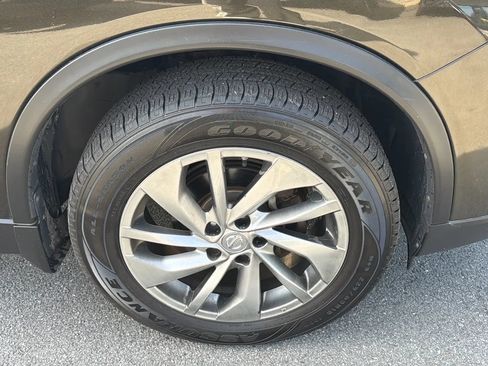 Used 2014 Nissan Rogue SL AWD/4WD image 10