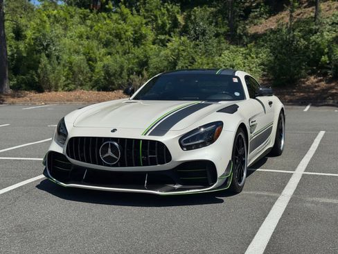 Used 2020 Mercedes-Benz AMG GT R image 2