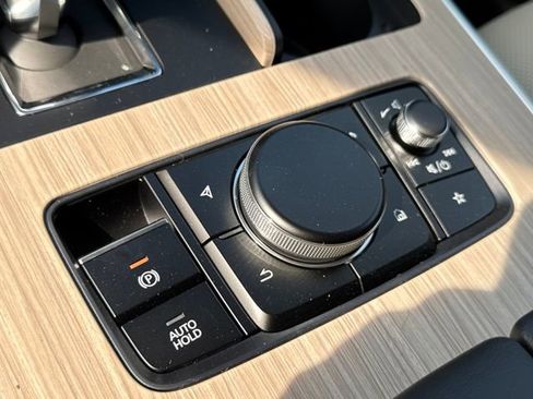 New 2026 MAZDA CX-70 SC AWD/4WD image 25