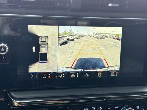 Used 2024 GMC Sierra 1500 AT4X AWD/4WD image 33