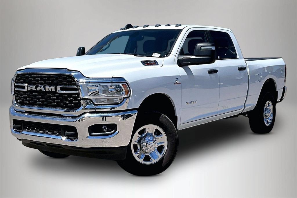 Used 2024 RAM 2500 Big Horn AWD/4WD image 3