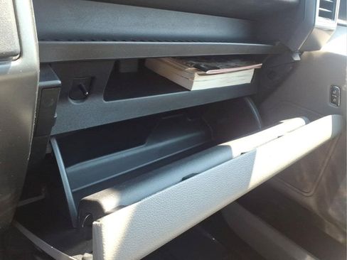 Used 2018 Ford F150 XLT RWD image 25