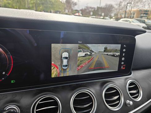 Used 2022 Mercedes-Benz E 350 Sedan image 30