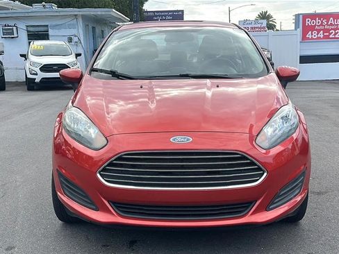 Used 2018 Ford Fiesta SE FWD image 3
