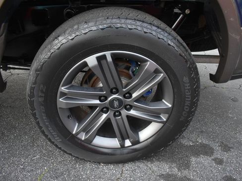 Used 2016 Ford F150 Lariat image 33