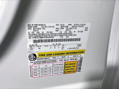 Used 2023 Ford Expedition Platinum AWD/4WD image 32