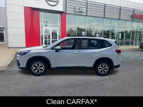 Used 2021 Subaru Forester Premium AWD/4WD image 8