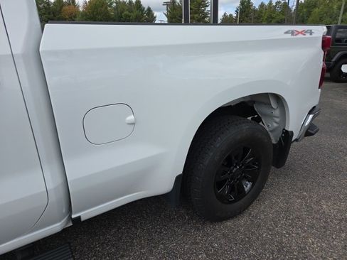 Used 2022 Chevrolet Silverado 1500 LT image 98