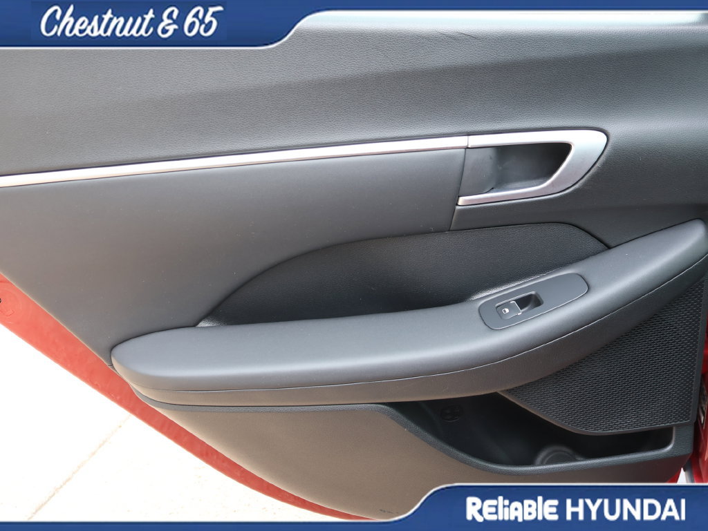 Certified 2025 Hyundai Sonata SEL FWD image 16
