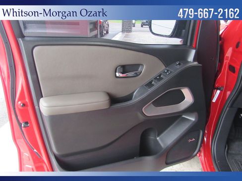 Used 2024 Nissan Frontier SV w/ SV Convenience Package AWD/4WD image 33