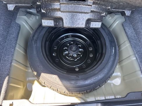 Used 2019 Honda Accord LX image 14