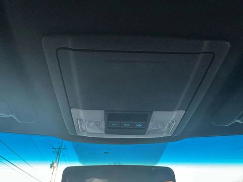 Used 2015 Ford Explorer Sport image 40