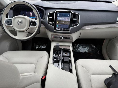 Used 2023 Volvo XC90 B5 Plus w/ Protection Package Premier image 12