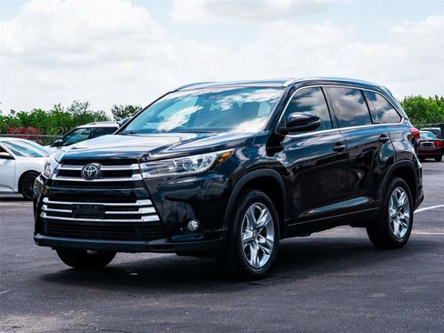 Used 2018 Toyota Highlander Limited FWD image 7