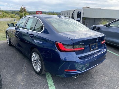 Used 2024 BMW 330i xDrive Sedan w/ Convenience Package image 5