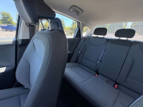 Used 2025 Kia K4 FWD image 39