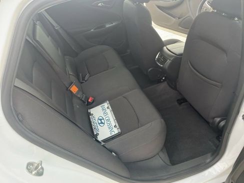 Used 2023 Chevrolet Malibu LT FWD image 15