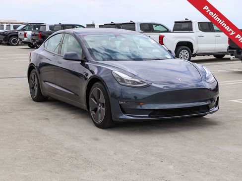 Used 2022 Tesla Model 3 Long Range AWD/4WD image 3
